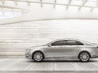 Lincoln MKZ (2013) - picture 8 of 19