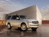Lincoln Navigator (2013) - picture 6 of 12