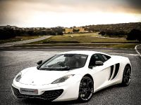 McLaren MP4-12C (2013) - picture 4 of 7