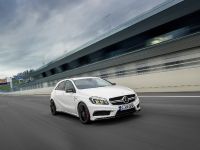 Mercedes-Benz A45 AMG (2013) - picture 19 of 24