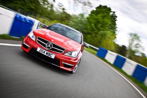 Mercedes-Benz C 63 AMG Saloon (2013) - picture 1 of 22