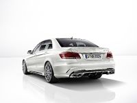 Mercedes-Benz E 63 AMG S (2013) - picture 2 of 8