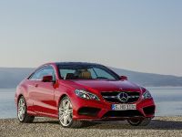 Mercedes-Benz E-Class Coupe (2013) - picture 1 of 2