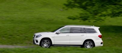 Mercedes-Benz GL 63 AMG (2013) - picture 7 of 24