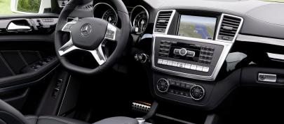 Mercedes-Benz GL 63 AMG (2013) - picture 12 of 24