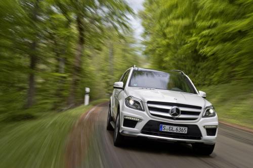 Mercedes-Benz GL 63 AMG (2013) - picture 1 of 24