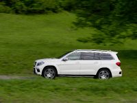Mercedes-Benz GL 63 AMG (2013) - picture 7 of 24