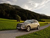 Mercedes-Benz ML 500 4MATIC BlueEFFICIENCY (2013) - picture 2 of 4