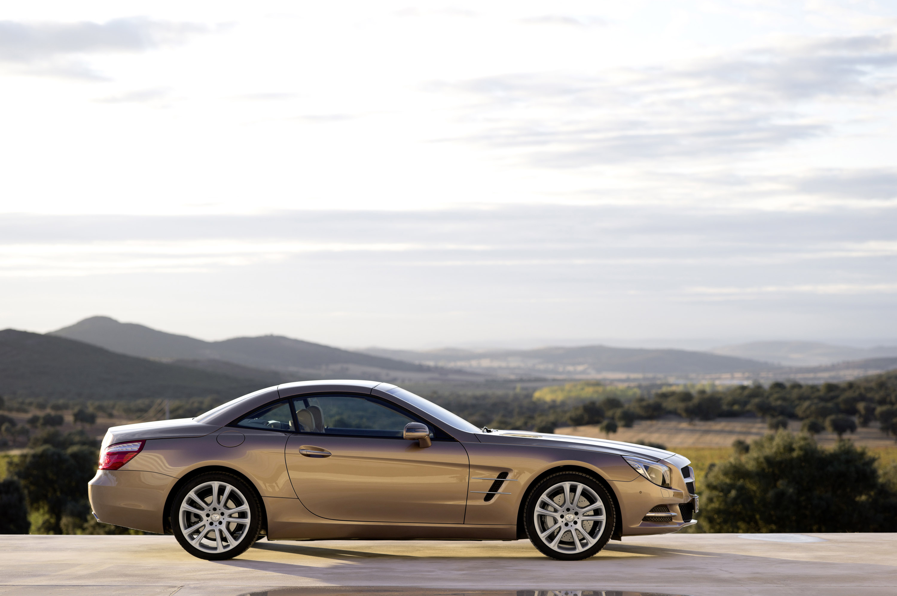 Mercedes-Benz SL-Class