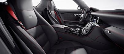 Mercedes-Benz SLS AMG GT (2013) - picture 4 of 6