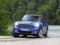 MINI Cooper Countryman ALL4 (2013) - picture 3 of 39