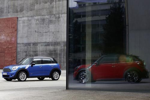 MINI Cooper S Paceman ALL4 (2013) - picture 25 of 54