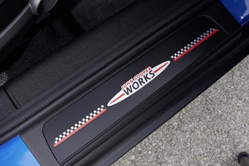 MINI Cooper S Paceman ALL4 (2013) - picture 41 of 54