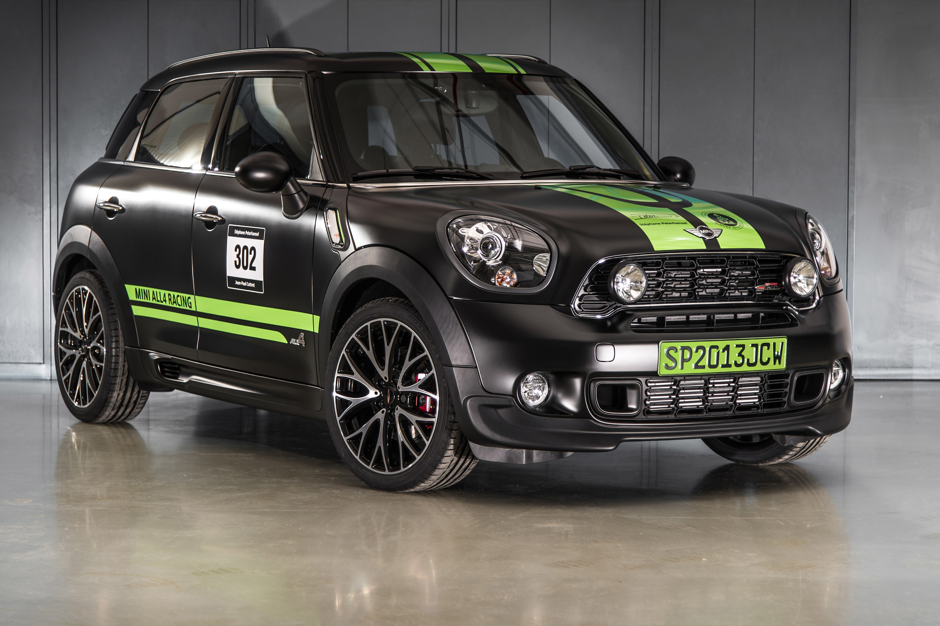 MINI John Cooper Works Countryman ALL4 Dakar