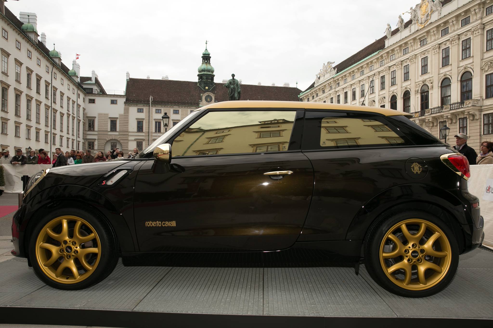 MINI Paceman by Roberto Cavalli