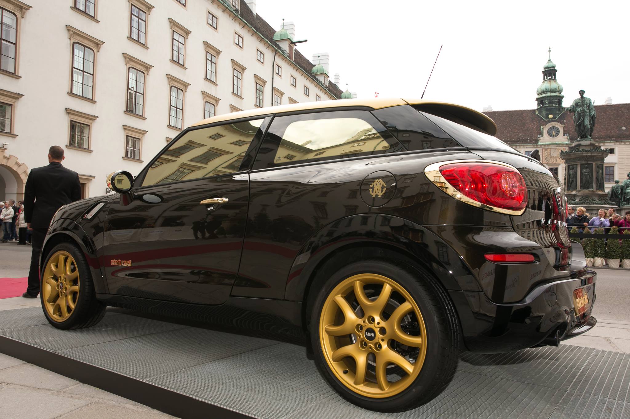 MINI Paceman by Roberto Cavalli