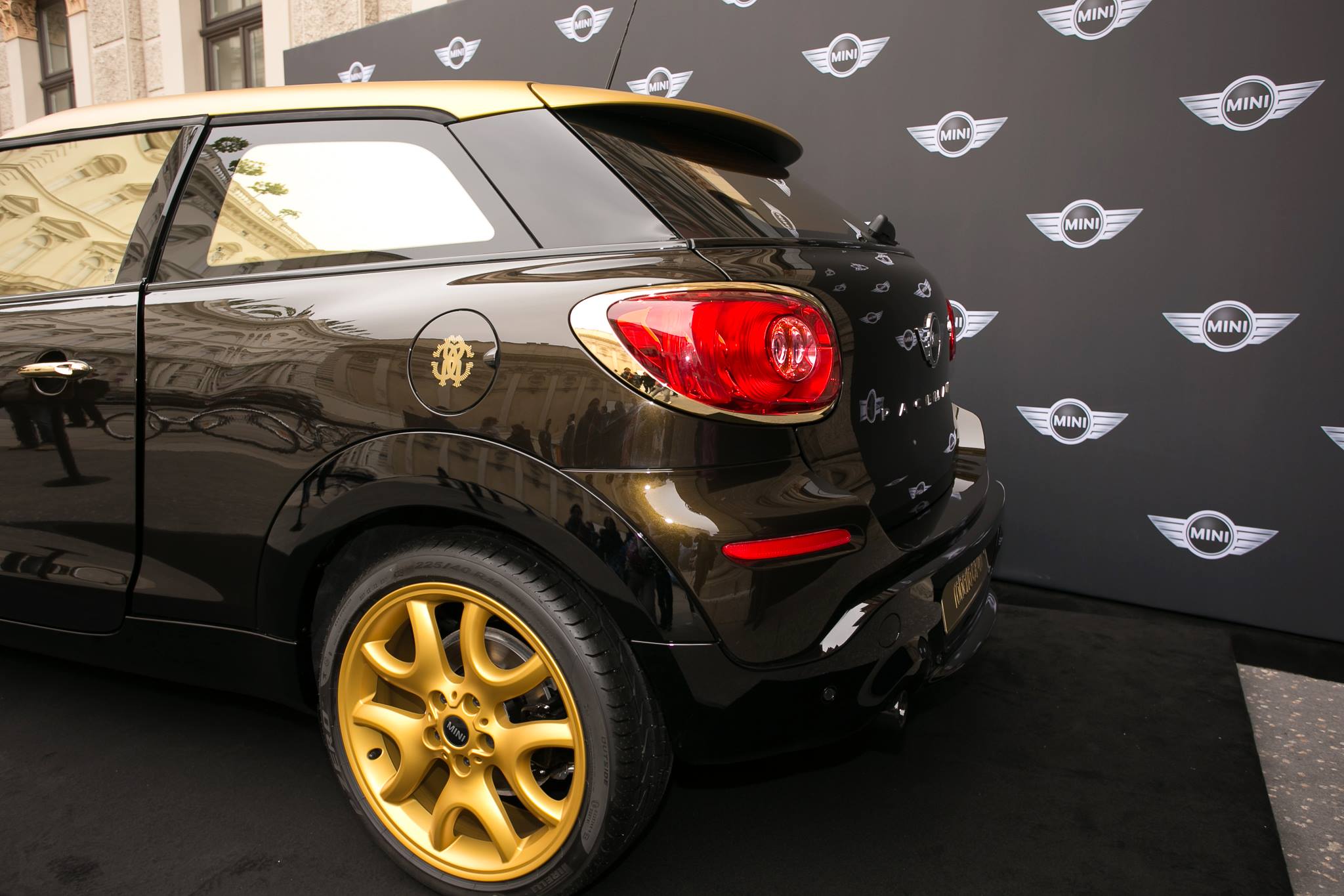 MINI Paceman by Roberto Cavalli