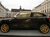 MINI Paceman by Roberto Cavalli (2013) - picture 3 of 16