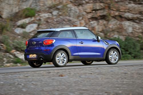MINI Paceman UK (2013) - picture 16 of 34