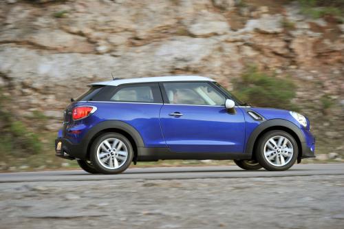 MINI Paceman UK (2013) - picture 17 of 34
