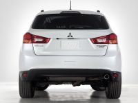 Mitsubishi Outlander Sport (2013) - picture 6 of 9