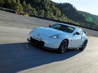 Nissan 370Z Nismo (2013) - picture 2 of 8