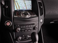 Nissan 370Z (2013) - picture 13 of 16