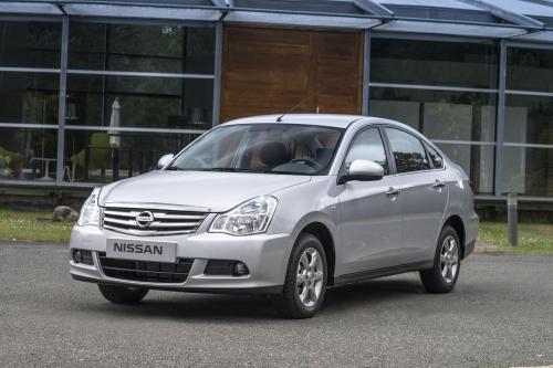 Nissan Almera (2013) - picture 1 of 31