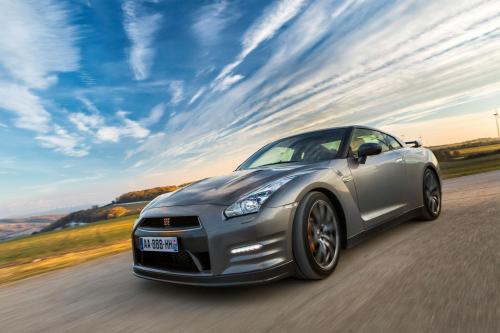 Nissan GT-R Gentleman Edition (2013) - picture 1 of 19