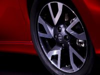 Nissan Note Design and Technology (2013) - picture 13 of 23