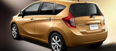 Nissan Note (2013) - picture 4 of 7