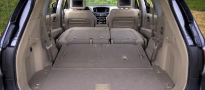 Nissan Pathfinder (2013) - picture 15 of 26
