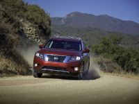 Nissan Pathfinder (2013) - picture 11 of 26