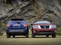 Nissan Pathfinder (2013) - picture 14 of 26