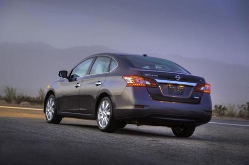 Nissan Sentra US (2013) - picture 9 of 30