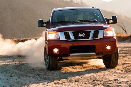Nissan Titan (2013) - picture 8 of 34