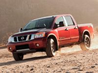 Nissan Titan (2013) - picture 1 of 34