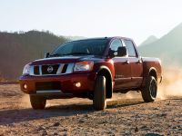 Nissan Titan (2013) - picture 5 of 34