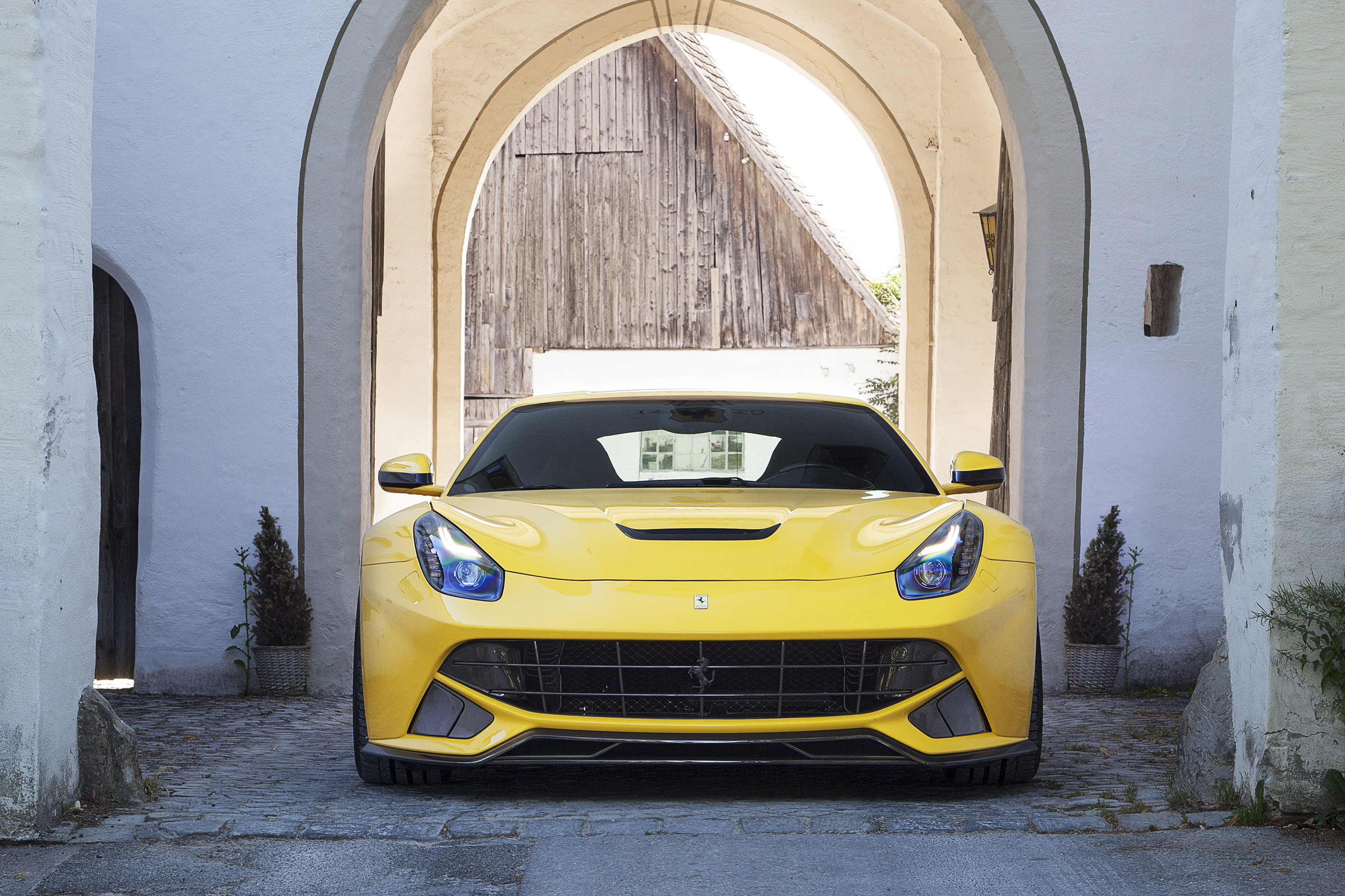 Novitec Rosso Ferrari F12 Berlinetta