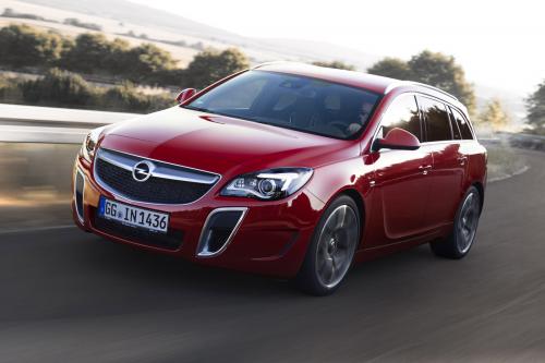 Opel Insignia OPC (2013) - picture 1 of 7
