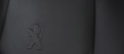 Peugeot RCZ R (2013) - picture 7 of 9