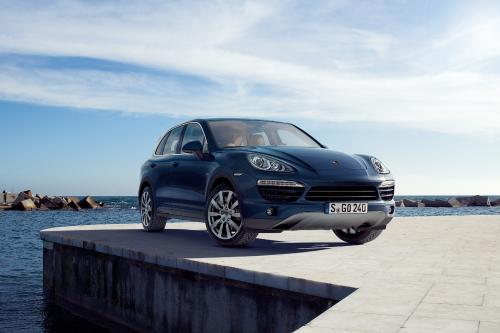 Porsche Cayenne Diesel US (2013) - picture 1 of 6