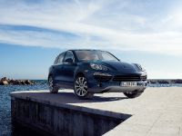 Porsche Cayenne Diesel US (2013) - picture 1 of 6