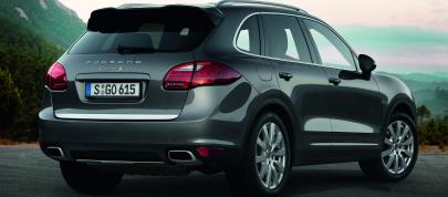 Porsche Cayenne S Diesel (2013) - picture 4 of 6
