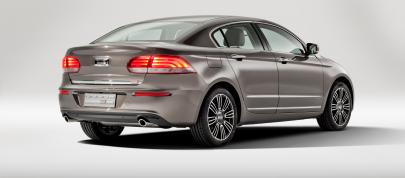 Qoros 3 Sedan (2013) - picture 4 of 18