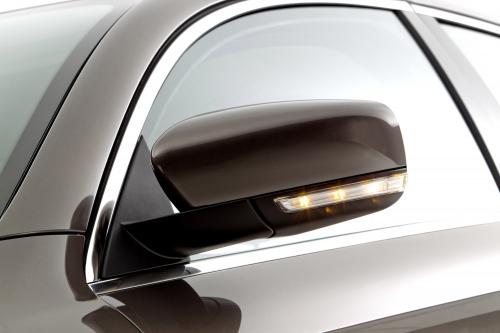 Qoros 3 Sedan (2013) - picture 8 of 18