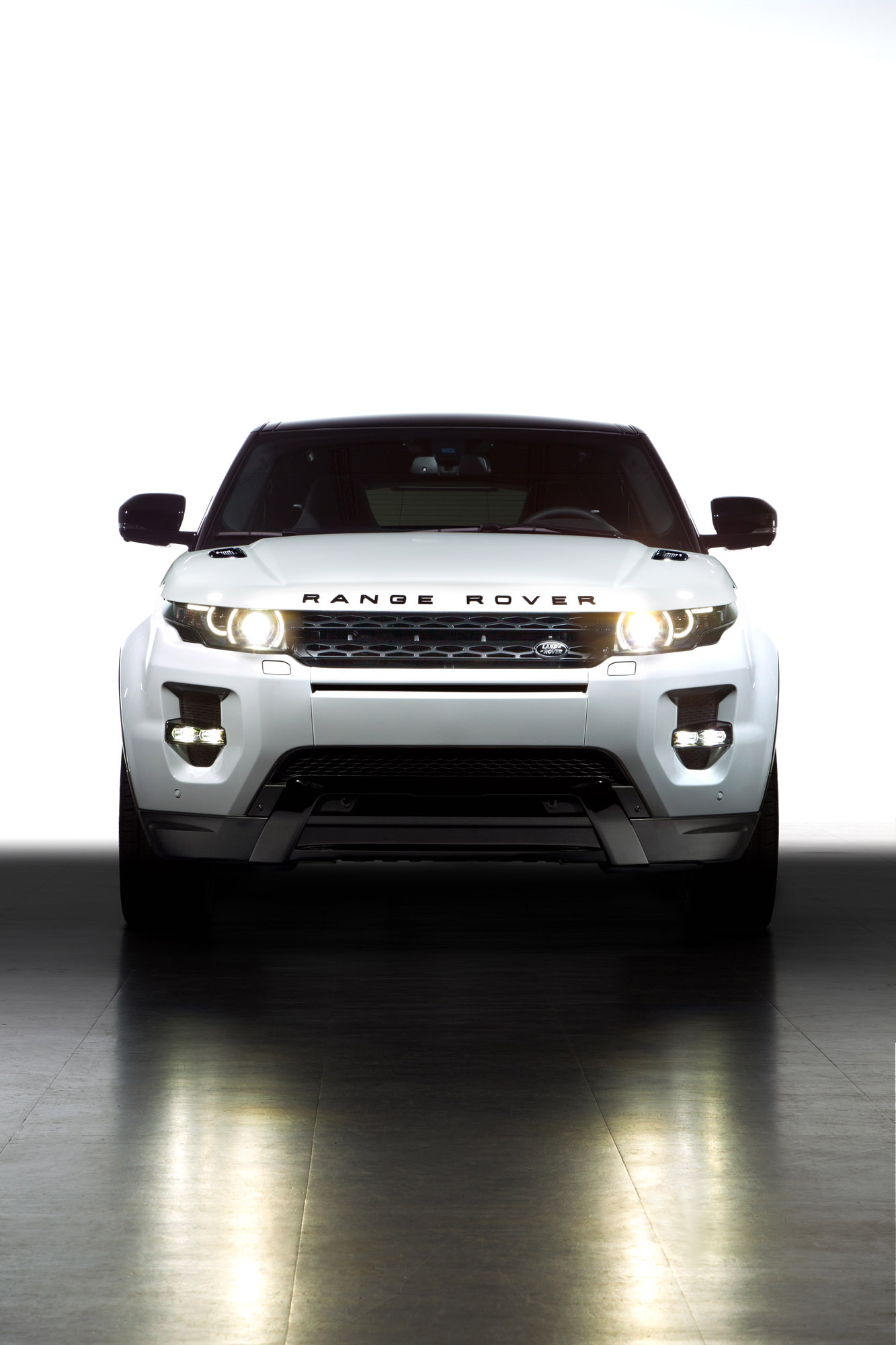 Range Rover Evoque Black Design Pack