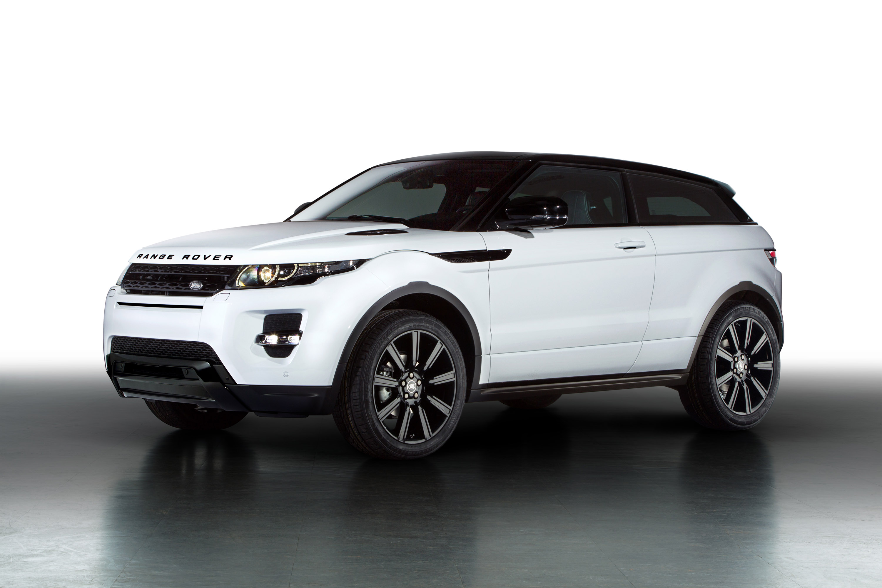 Range Rover Evoque Black Design Pack