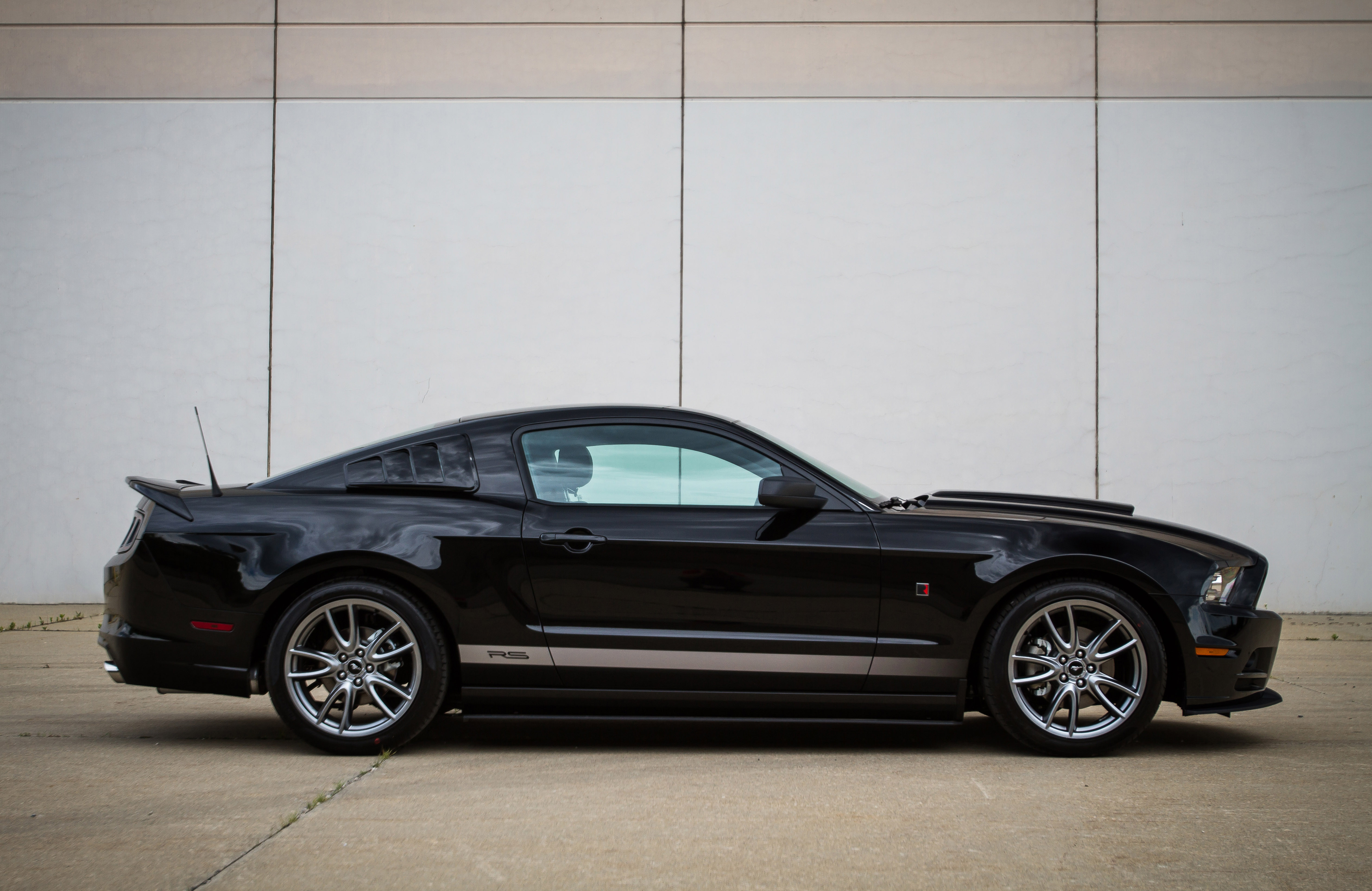 ROUSH Ford Mustang RS