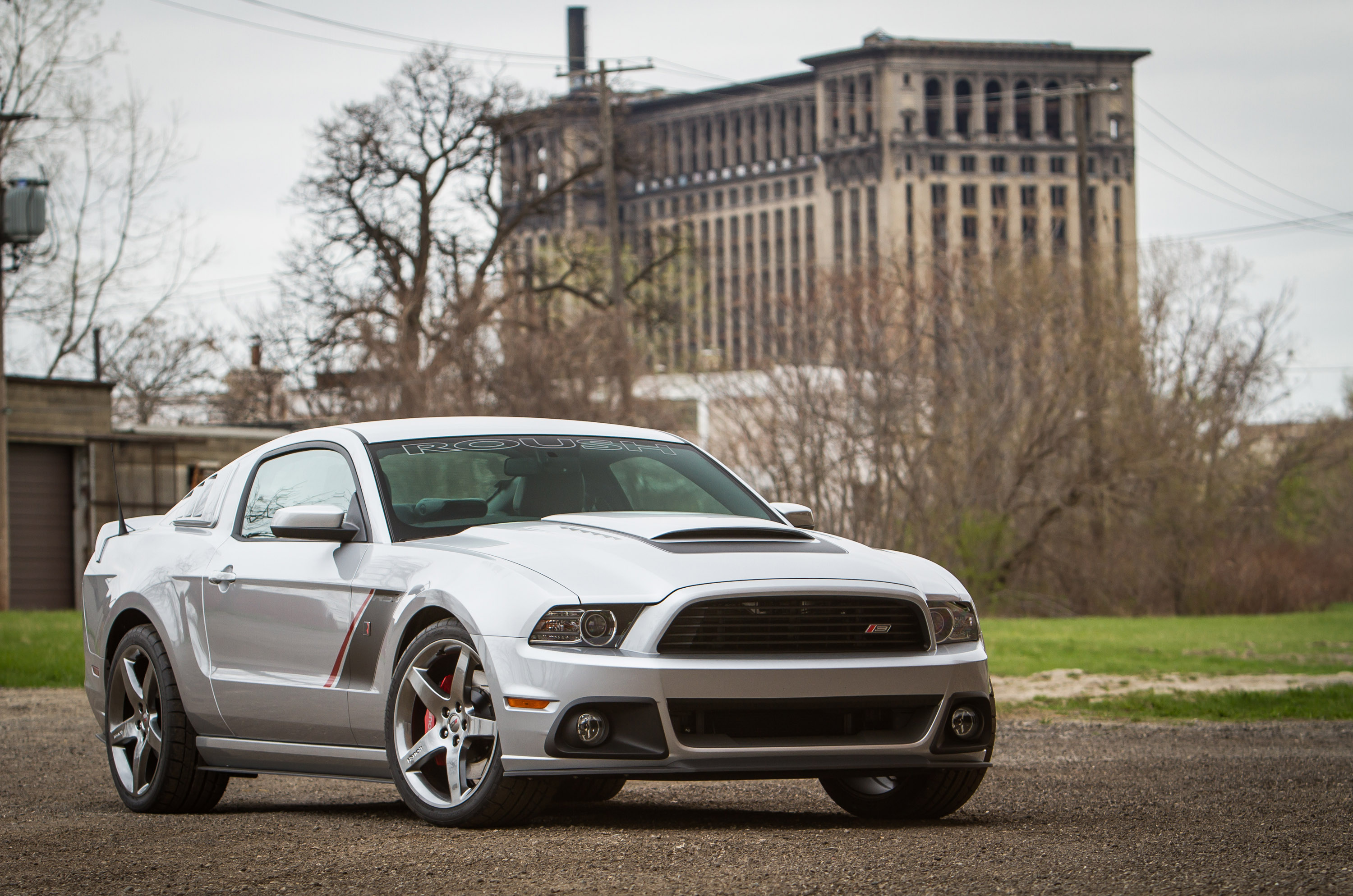 ROUSH Ford Mustang